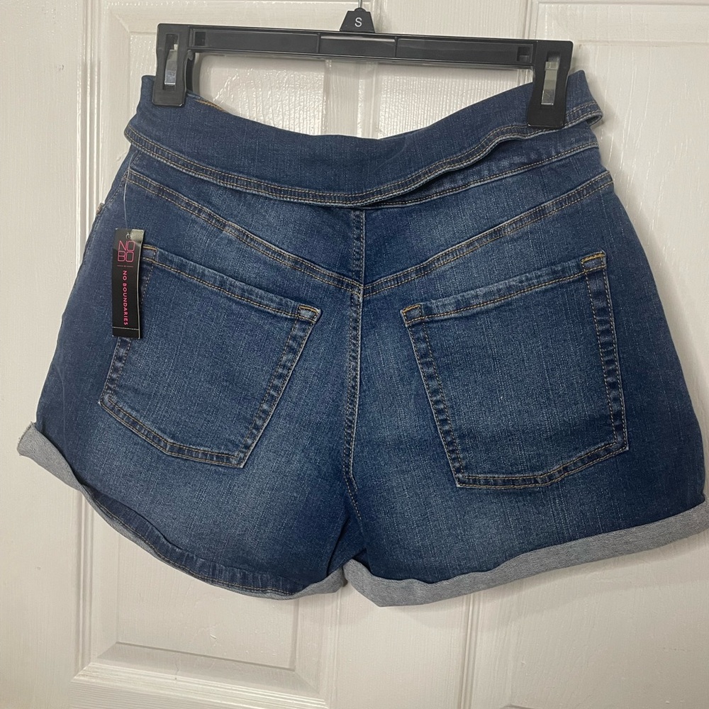 High Rise Shorts - Picture 2 of 4